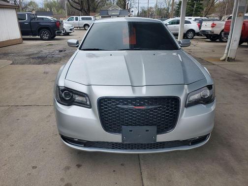 2021 Chrysler 300 S