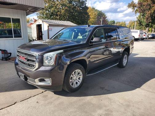 2017 GMC Yukon XL SLT