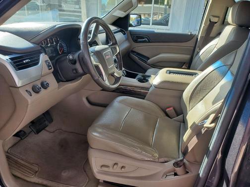 2017 GMC Yukon XL SLT