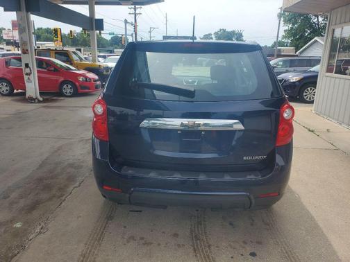 Blue 2015 Chevrolet Equinox LS