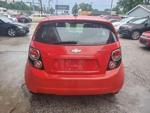 Red 2016 Chevrolet Sonic LT