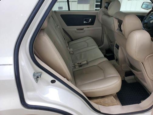 2005 Cadillac SRX V8