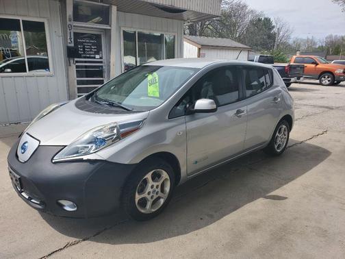 2011 Nissan Leaf SL