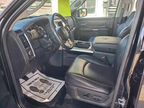 2017 RAM 1500 Laramie