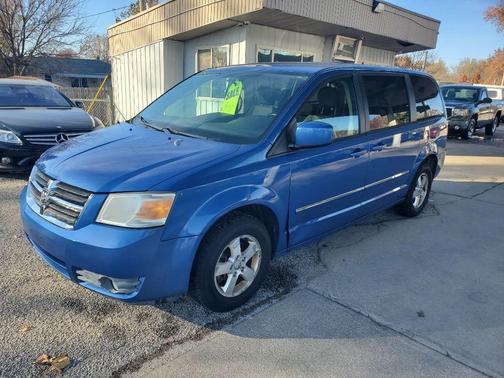 2008 Dodge Grand Caravan SXT