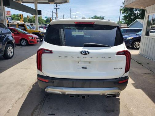 White 2020 Kia Telluride EX