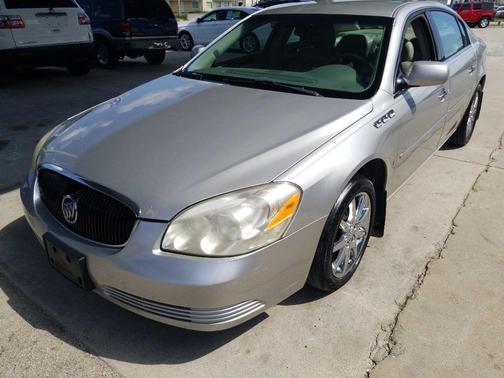 Photo 1 of 8 of 2007 Buick Lucerne CXL