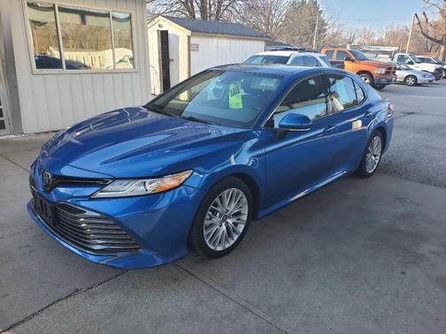 2019 Toyota Camry XLE