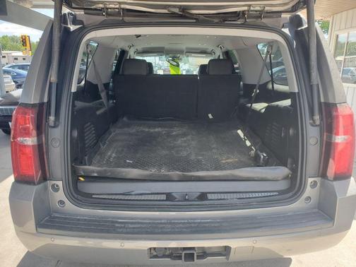 Pewter 2019 Chevrolet Suburban LT