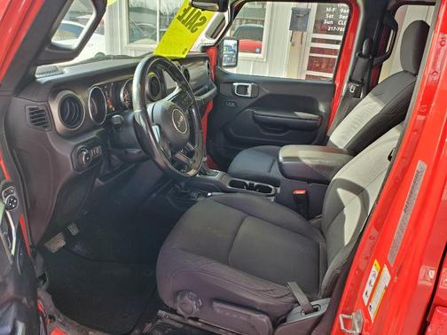 2018 Jeep Wrangler Unlimited Sport