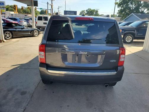 2016 Jeep Patriot Latitude