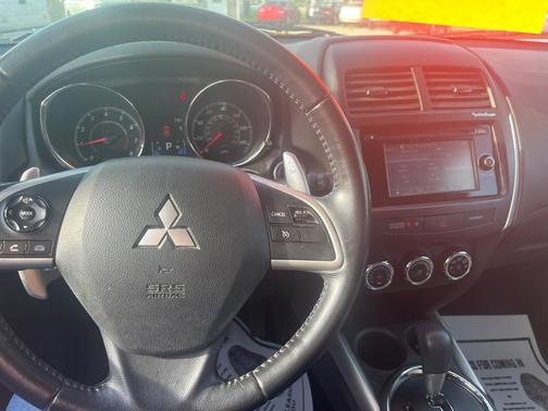2014 Mitsubishi Outlander Sport SE