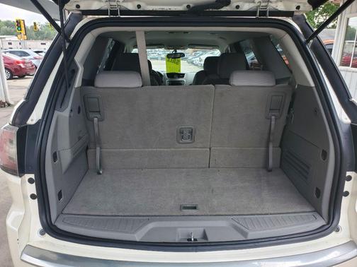 2013 GMC Acadia SLE-2