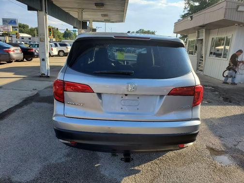 2016 Honda Pilot EX