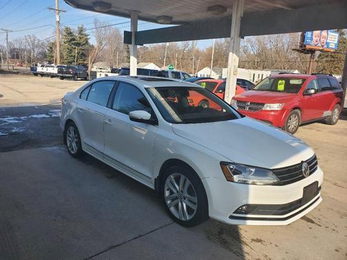2017 Volkswagen Jetta 1.8T SEL