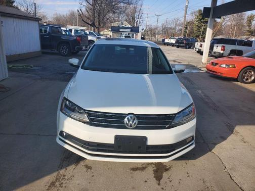2017 Volkswagen Jetta 1.8T SEL