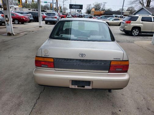 1993 Toyota Corolla LE