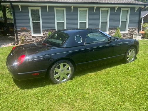 2002 Ford Thunderbird Deluxe