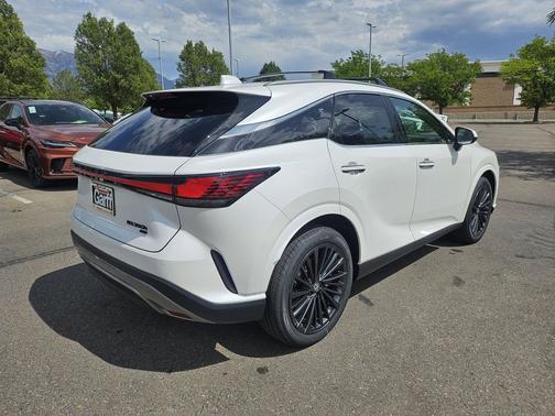 Eminent White Pearl 2026 Lexus RX 350h Premium