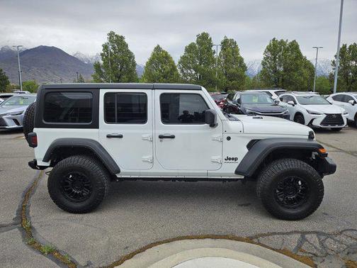 Bright White Clearcoat 2024 Jeep Wrangler Sport