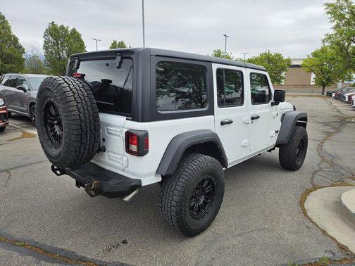Bright White Clearcoat 2024 Jeep Wrangler Sport