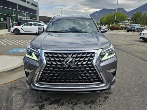 Starfire Pearl 2022 Lexus GX 460 Luxury