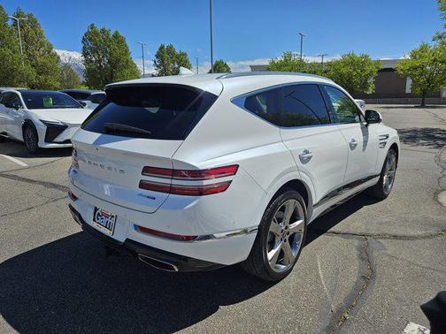 Uyuni White 2024 Genesis GV80 3.5T