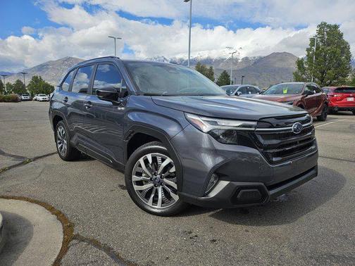 Magnetite Gray Metallic 2025 Subaru Forester Hybrid Touring