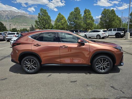Copper Crest 2026 Lexus NX 350h Premium