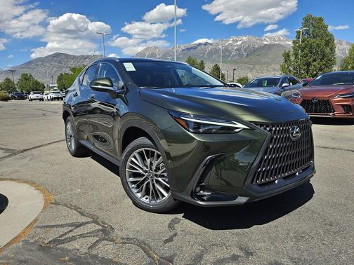 Nori Green Pearl 2026 Lexus NX 350h Luxury