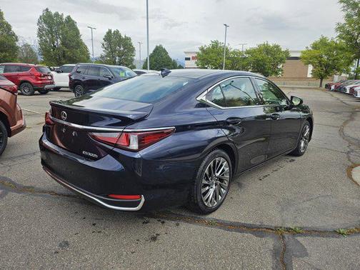 Nightfall Mica 2025 Lexus ES 300h Luxury