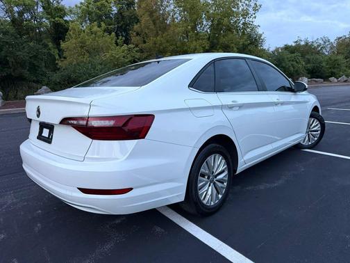 Pure White 2020 Volkswagen Jetta 1.4T S