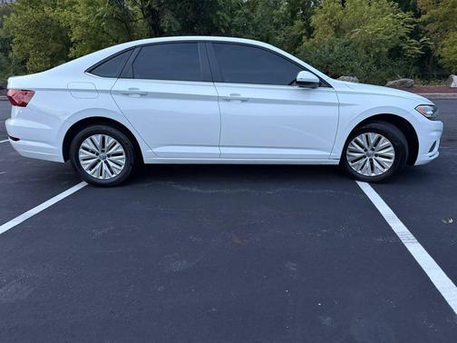 Pure White 2020 Volkswagen Jetta 1.4T S
