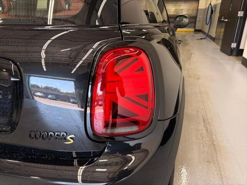 2023 MINI Hardtop Cooper S