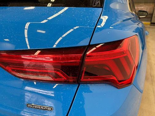 2023 Audi Q3 Premium 45 TFSI S line quattro Tiptronic