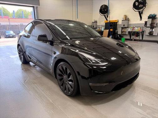 2023 Tesla Model Y Performance Dual Motor All-Wheel Drive