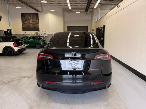 2023 Tesla Model Y Performance Dual Motor All-Wheel Drive