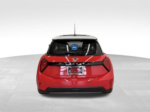 Chili Red 2025 MINI Hardtop
