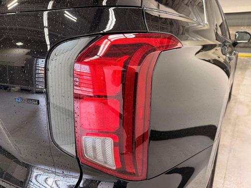 Abyss Black Pearl 2024 Hyundai PALISADE Calligraphy Night Edition