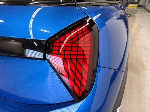 Icy Sunshine Blue Metallic 2026 MINI Hardtop Cooper