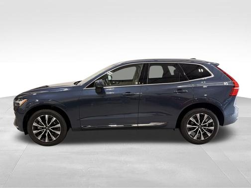 Denim Blue Metallic 2023 Volvo XC60 B5 Plus Bright Theme