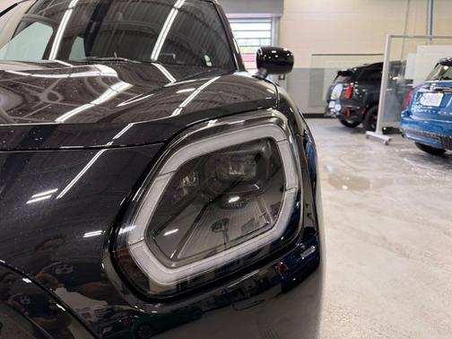 2027 MINI Countryman
