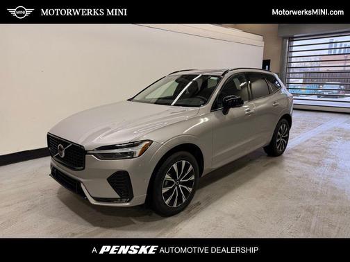 2025 Volvo XC60 B5 Plus