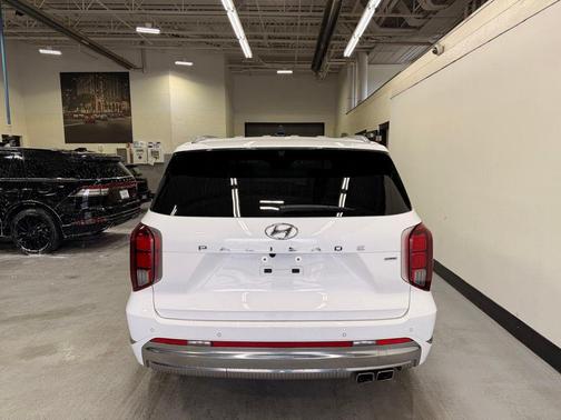Hyper White 2023 Hyundai PALISADE Calligraphy