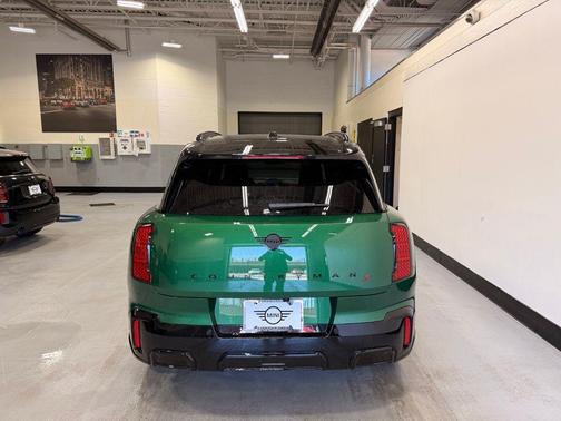 British Racing Green Met 2026 MINI Countryman Cooper S ALL4