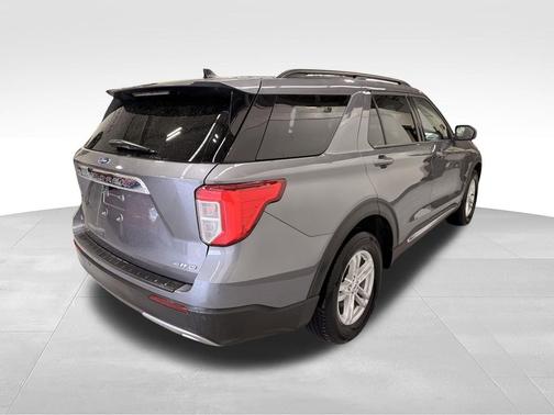 Gray Metallic 2023 Ford Explorer XLT