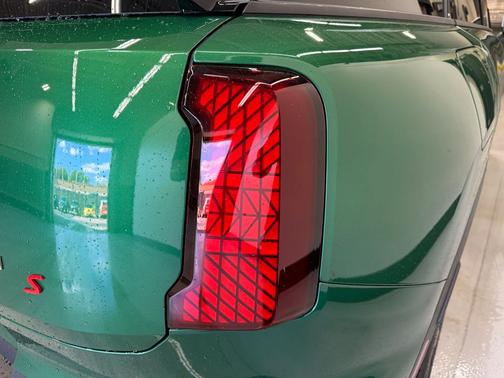 British Racing Green 2026 MINI Countryman