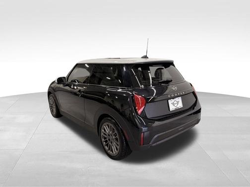Midnight Black 2025 MINI Hardtop