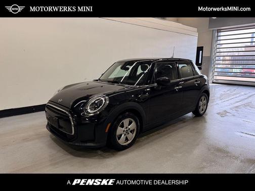 2022 MINI Hardtop Cooper