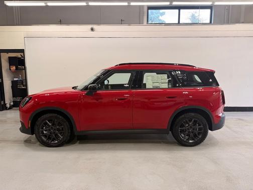 Chili Red II 2027 MINI Countryman